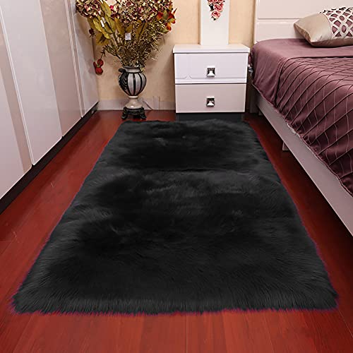 Moquettes décoratives en peluche durable floue contre le sol froid