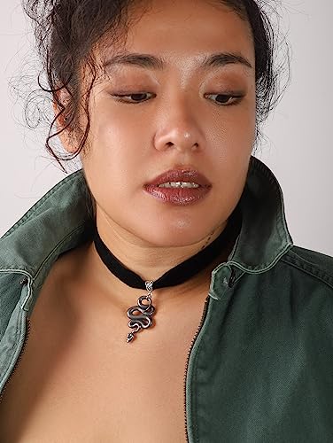 Sacina Gothic Snake Choker Necklace, Snake Necklace for Women, Gothic Goth Choker, Goth Jewelry, Halloween Christmas Jewelry Gift for Women4