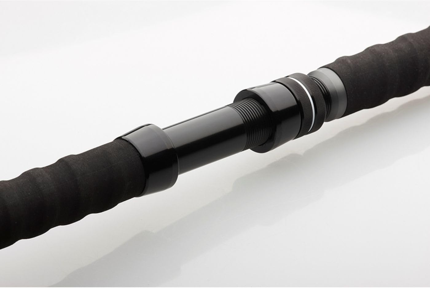 Madcat Black Cat-Stick 300cm 150-300g - Wallerrute zum Ansitzangeln, Rute zum Wallerfischen, Welsrute zum Abspannen, Angelrute für Waller, Stellfischrute
