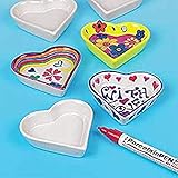 Loisirs Créatif Enfant : Voici une activité idéale à faire en classe, à la maison, en groupe ou bien individuellement. À décorer avec nos feutres pour déco, nos feutres pour porcelaine (non inclus).