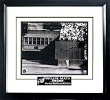 Willie Mays'The Catch' Autographed 8x10 Photo Framed Display (COA)
