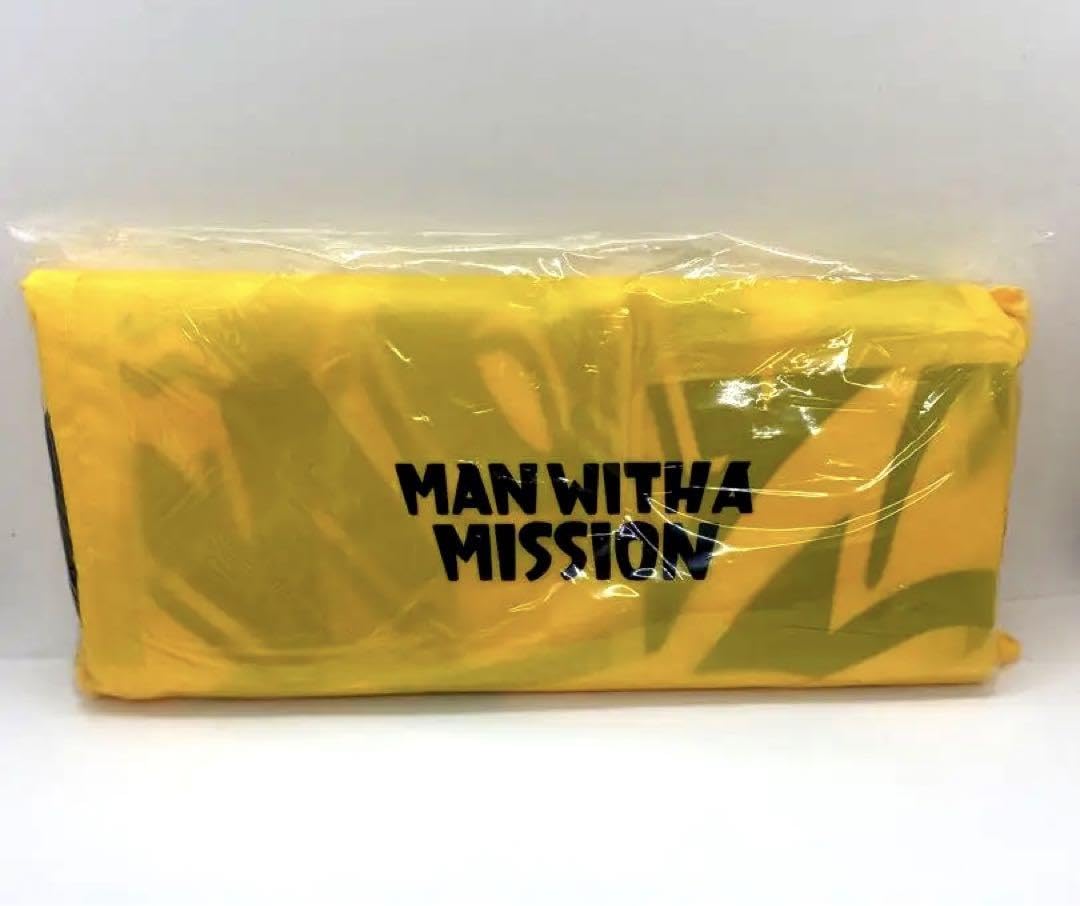 MAN WITH A MISSION レインポンチョ MAN WITH A MISSION マンウィズ スーパーレインポンチョ - メルカリ
