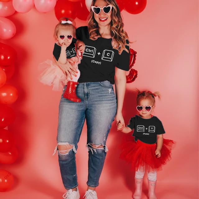Mama Mini Paste Copy Shirt Mommy and Me Matching Tshirt Mother and Daughter Short Sleeve Gifts Family Matching Clothes2