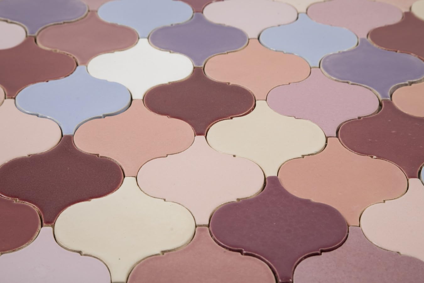 Piastrelle in ceramica fatte a mano Arabesque Tramonto lavanda – Mattonelle a mosaico arabesque per cucina, parete posteriore della cucina e bagno | Un patchwork contiene 31 piastrelle da rivestimento