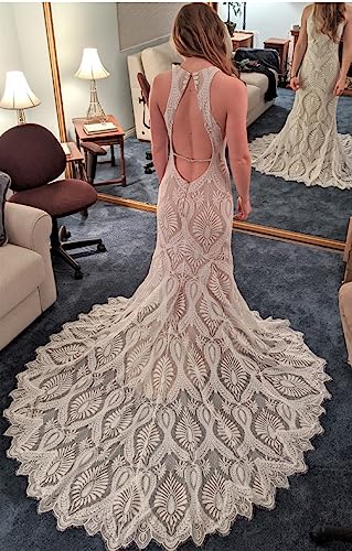 Image of Women's Beach Wedding Dresses for Bride 2022 Vintage Long Sleeves Lace Bohemian Bridal Gown