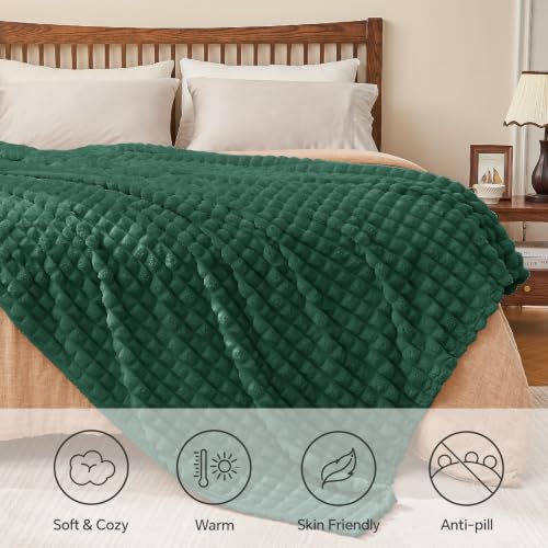 Image of BEDELITE Emerald Green Fleece Throw Blanket for Couch, 50x60 Inches