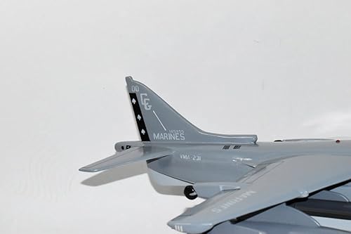 Miniatura 2 de VMA-231 Ace of Spades 2019 AV-8B Harrier Modelo, Caoba, Escala 130, Marines