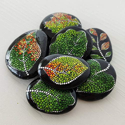 Set of 5 random Leaves on a Stone, Leaf on a rock, Dotart leaf, dotilism leaves, Autumn decoration leafs, autumn painted rocks, autumn colours