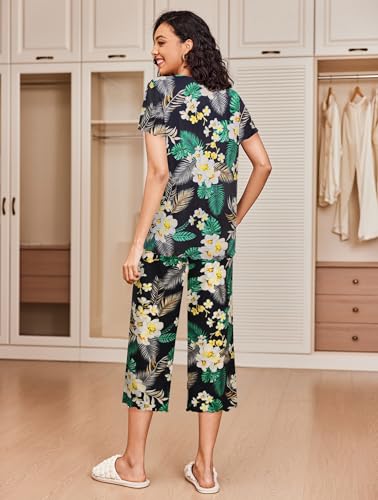 Image of Ekouaer 2 Pack: Women's Pajamas Set Short Sleeve Sleepwear Capri Pants Pjs Soft Loungewear with Pockets