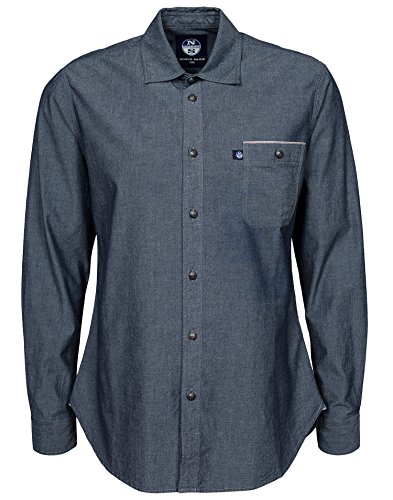 Camicia North Sails. Colletto classico. Chiusura con bottone sul davanti. Una tasca sul petto e un pulsante ai polsi.Composizione: 100% cotone.