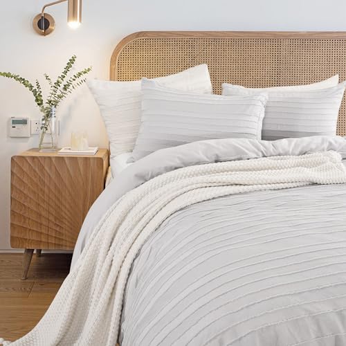 Image of NEXHOME PRO Duvet Cover,Light Grey 3 Pieces Boho Tufted Duvet Cover Set, Soft and Lightweight 100% Washed Microfiber Comforter Cover Set for All Season(Light Grey Cal King, 104 x 98)-No Comforter