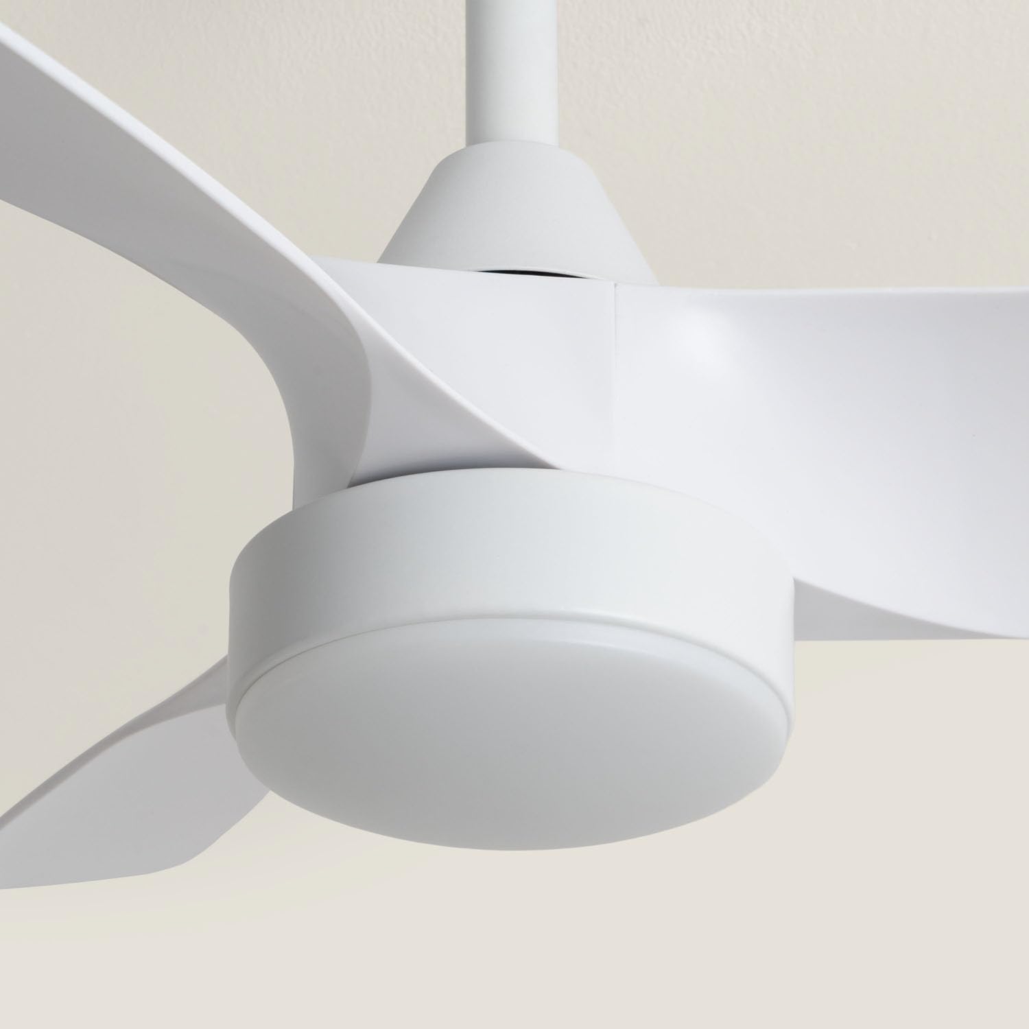 LEDKIA LIGHTING Ventilador de Techo con luz Silencioso DC Ventos Blanco Mando a Distancia Pequeña (hasta 10 m²) 76 cm Blanco