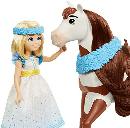 Dreamworks Spirit GXF65 - frei und ungezähmt" Puppe Abigail (18cm) mit Kleid, Blumenkrone und Pferd Boomerang (20cm), Blumengirlande, Sattel und Bürste, tolles Geschenk für Kinder ab 3 Jahren – Bild 3