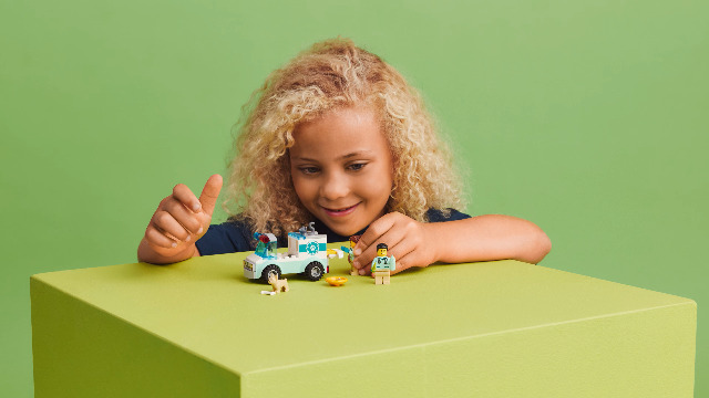 いーちゃん様ご確認用 Amazon.co.jp: レゴ(LEGO) シティ どうぶつ救急車 60382 おもちゃ