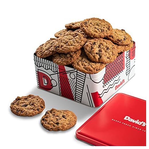 David's Cookies 2lbs Oatmeal Raisin Fresh Baked Cookies - Handmade and Gourmet Cookies - Delectable and Made with Premium Ingredients - All Natural and No Added Preservatives Cookie Gift Basket - Great Gift For All Occasions