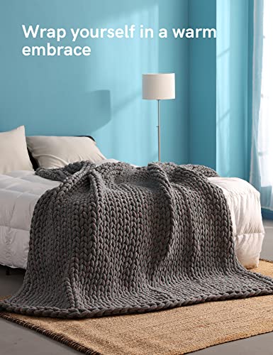 YnM Chenille Weighted Blanket, Handmade Chunky Knitted Design, Soft and Cozy, Temperature Regulating and Breathable, Machine Washable Throw for Sleep or Home Decor (Red Blue, 50x60 Inch, 10lbs)