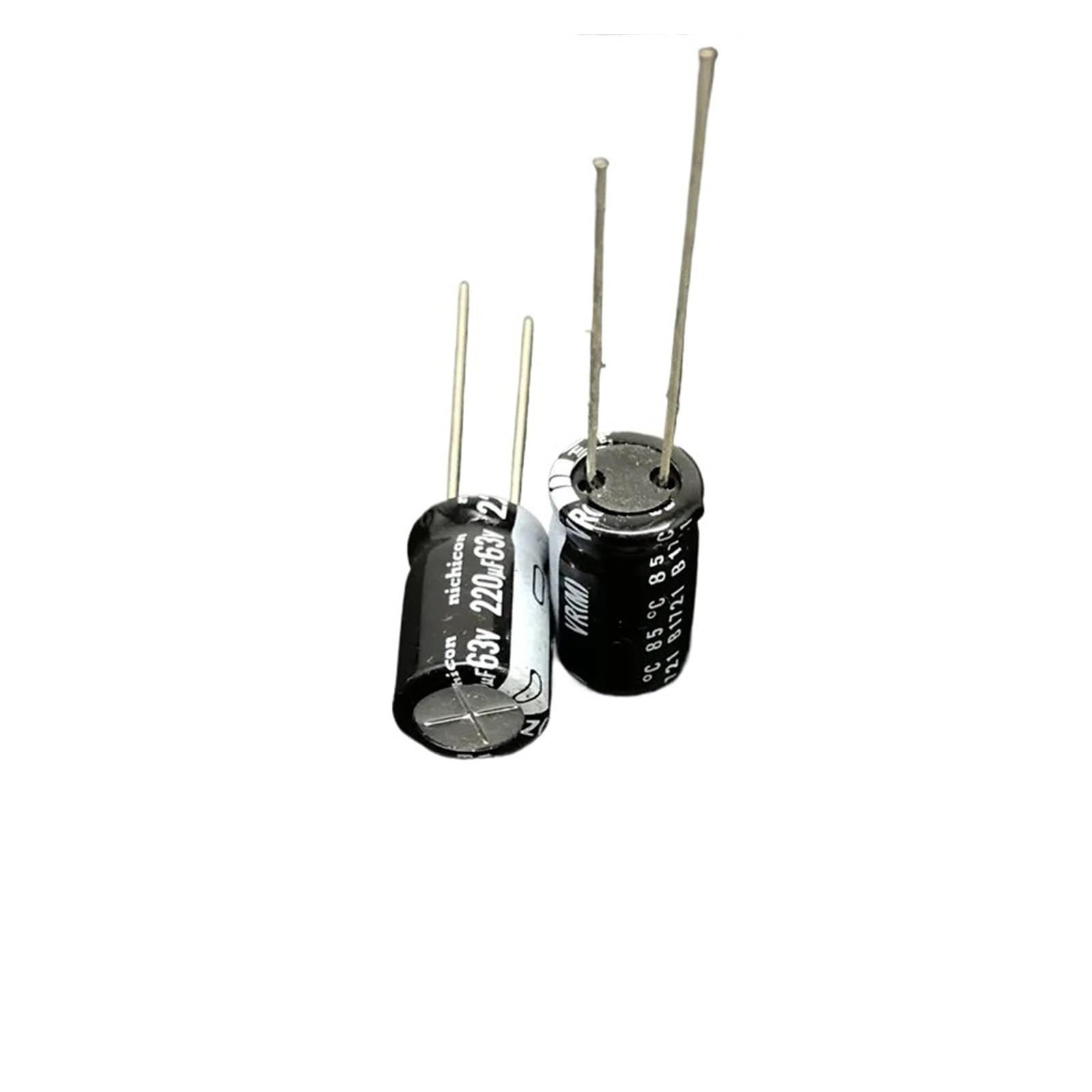 Condensateurs aluminium 220 µF 63V série VR haute stabilité électrique