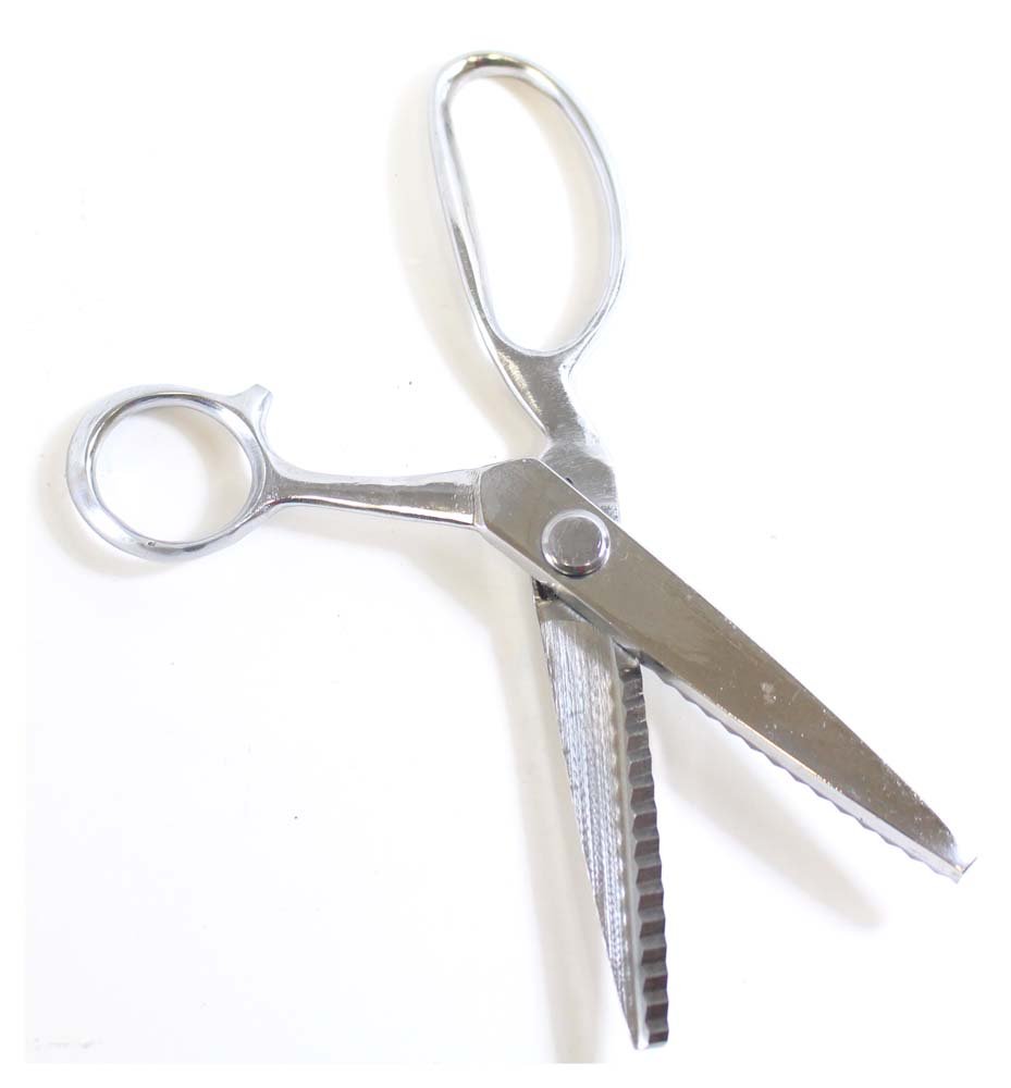 6" (15.2 cm) | Zig-Zag Pinking Shears | Heavy-Duty Cast Steel | Traditional Handle | 2¾" (7 cm) Legs | Fray-Preventing Zig-Zag Pattern | Essential Tool for Tailors & DIY Enthusiasts