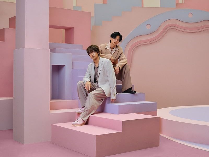 Amazon.co.jp: 【初回限定LIVE盤 DVD】【先着限定グッズ(ステッカー