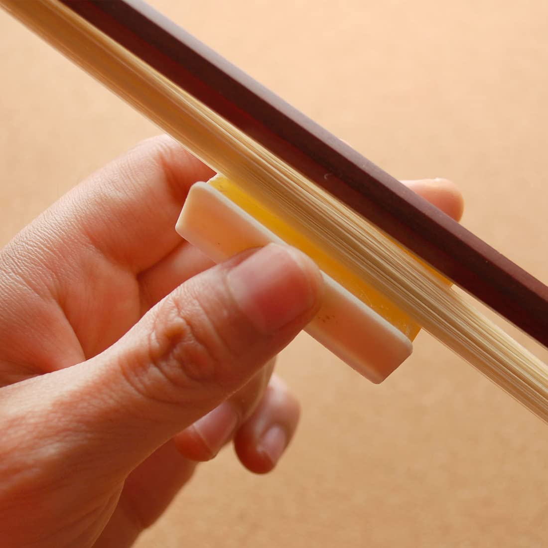 LEEQ 3 Pièces Colophane pour Violon, Alto et Violoncelle Arcs, Faible Poussière Colophane Naturelle avec Étui