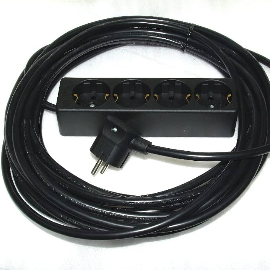 Amazon.co.jp: 海外用 サイドアース付 SEコンセント 4口電源