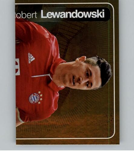 2016-17 Panini FIFA 365 Stickers #114 Robert Lewandowski GOLD FC Bayern Munchen Official Soccer Album Sticker in Raw (NM or Better) Condition