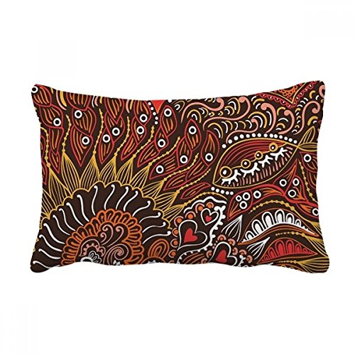 Coussin de poisson abstrait multicolore avec insert rectangulaire