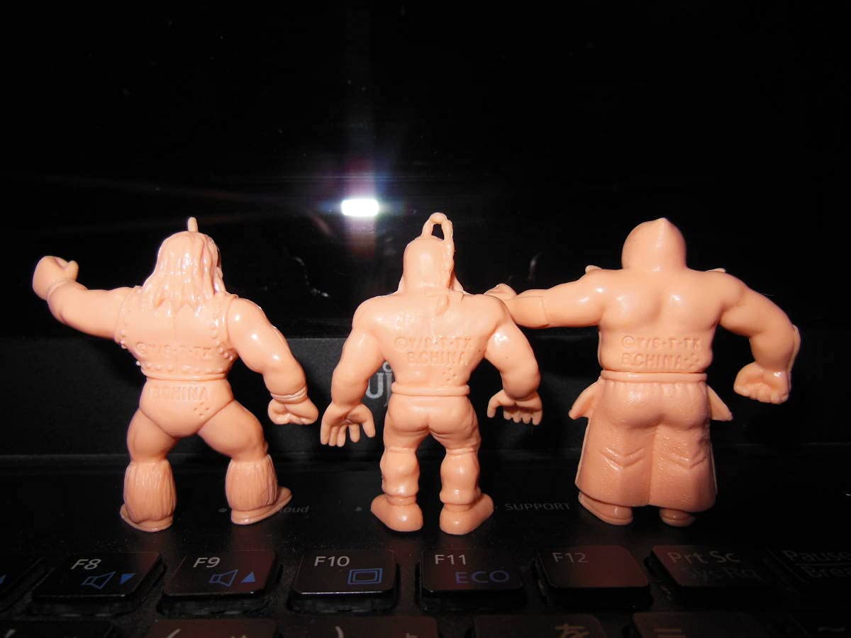 Amazon.co.jp: キン消し 非売品 25周年記念 クロスボンバー ヘル