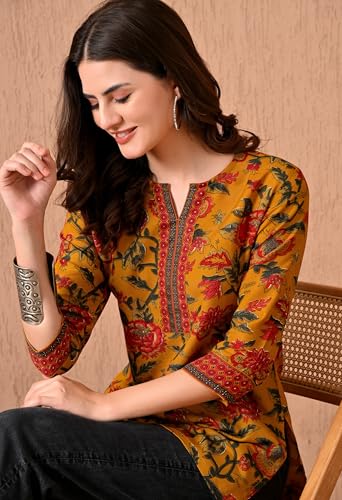 Image of Amazon Brand - Tavasya Women Floral Printed Short Kurti | Round Neck with Slit Stylish Kurta | 3 /4th Sleeve Modern Top | Regular Fit