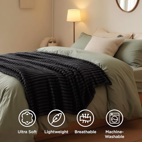 Bedsure Flannel Fleece Throw Blanket - Ultra Soft & Lightweight - Image 5