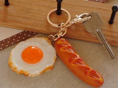 LAさん ヴィアバレル 目玉焼きストラップ 目玉焼き食品サンプル