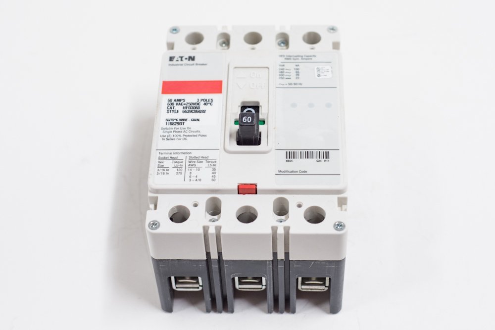 EATON CORPORATION ED3150 CIRCUIT BREAKER
