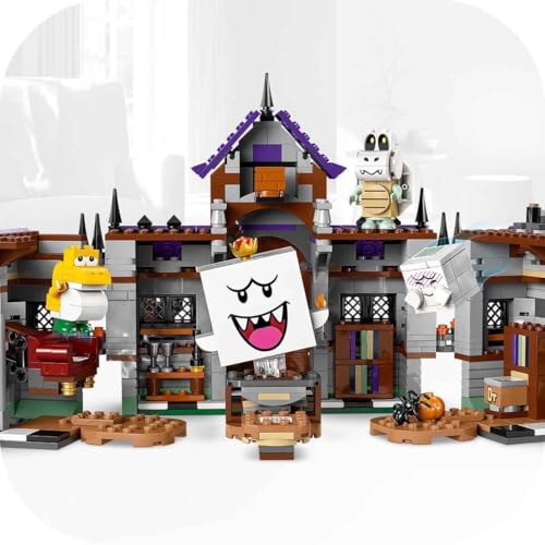 Image of LEGO Super Mario Haunted Villa of King Boo, Building Toy House with Ghost Characters and Baby Yoshi, Adventure Games for Boys and Girls from 8 Years, Nintendo Collectible Gift 71436