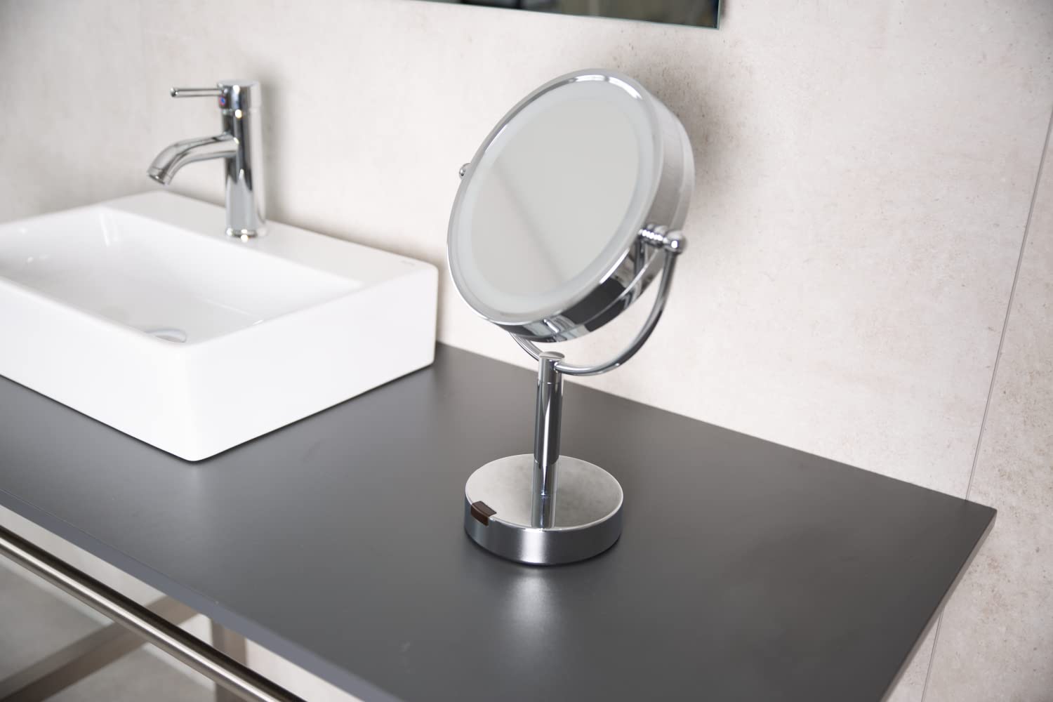 RIDDER LED Kosmetikspiegel Aurora - Mit Bewegungsensor & 5facher Vergrößerung