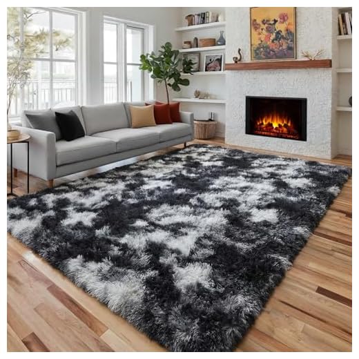 PAGISOFE Black White Grey Bedroom Rug