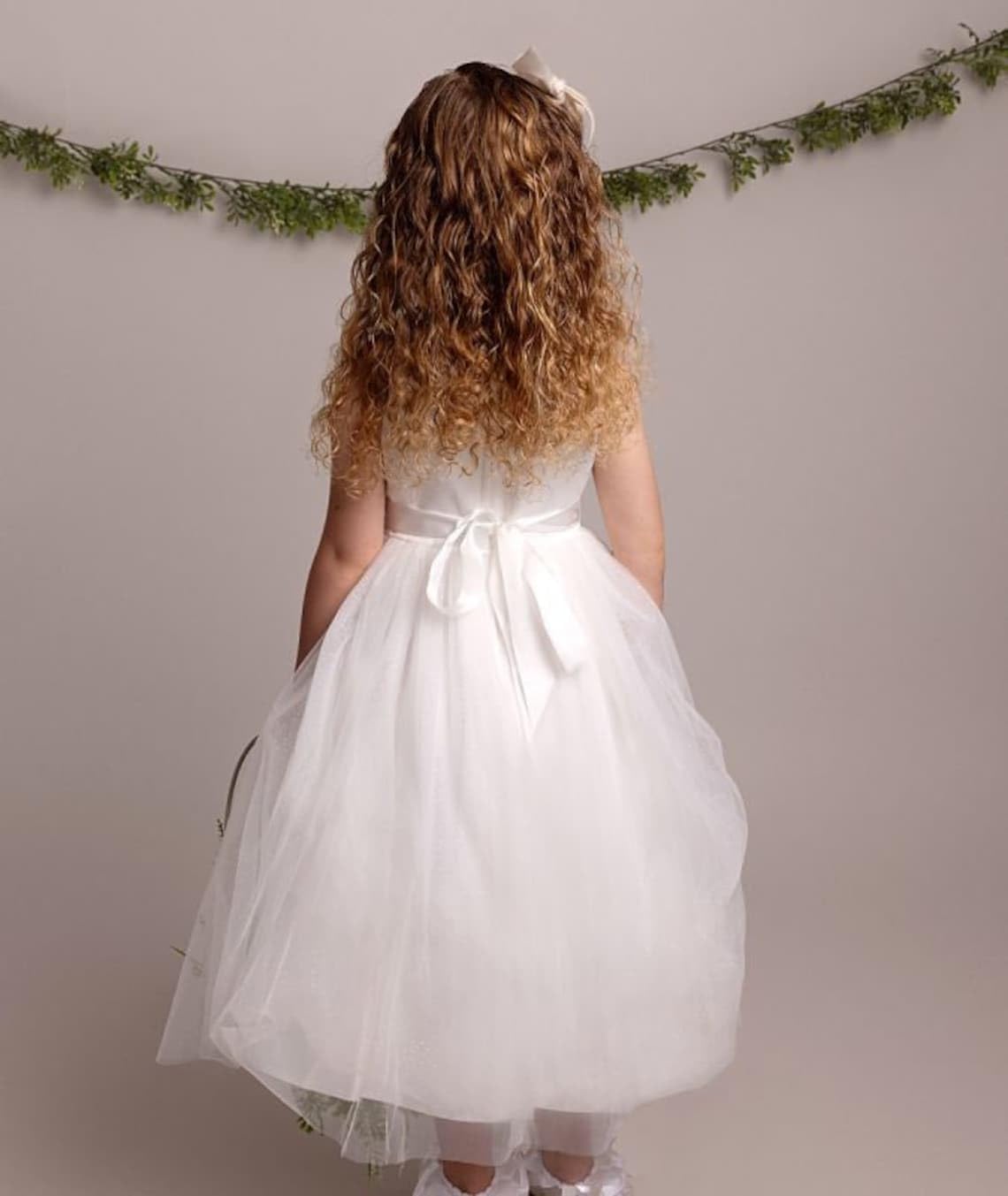SIRRI Vestido Marfil con Apliques Florales para Bebé y Niña Bautizo y Eventos Especiales tamaño 18-24 Meses
