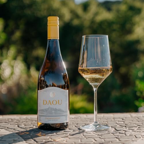 Daou Vineyards Chardonnay, White Wine, 750 mL Bottle