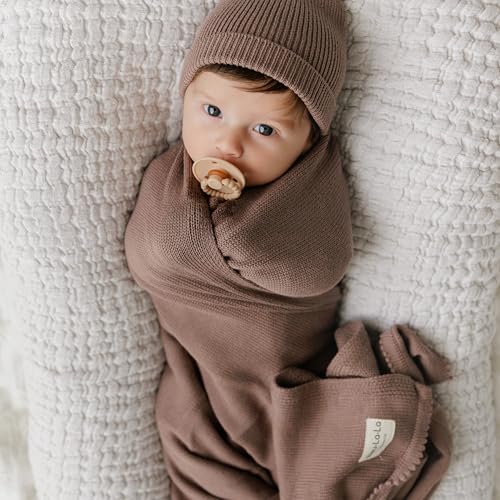 Image of Baby Gift Set - Organic Cotton Blanket + Hat Set, Newborn Blanket Essentials, Baby Boy Gifts (Luxe - Milk Chocolate)
