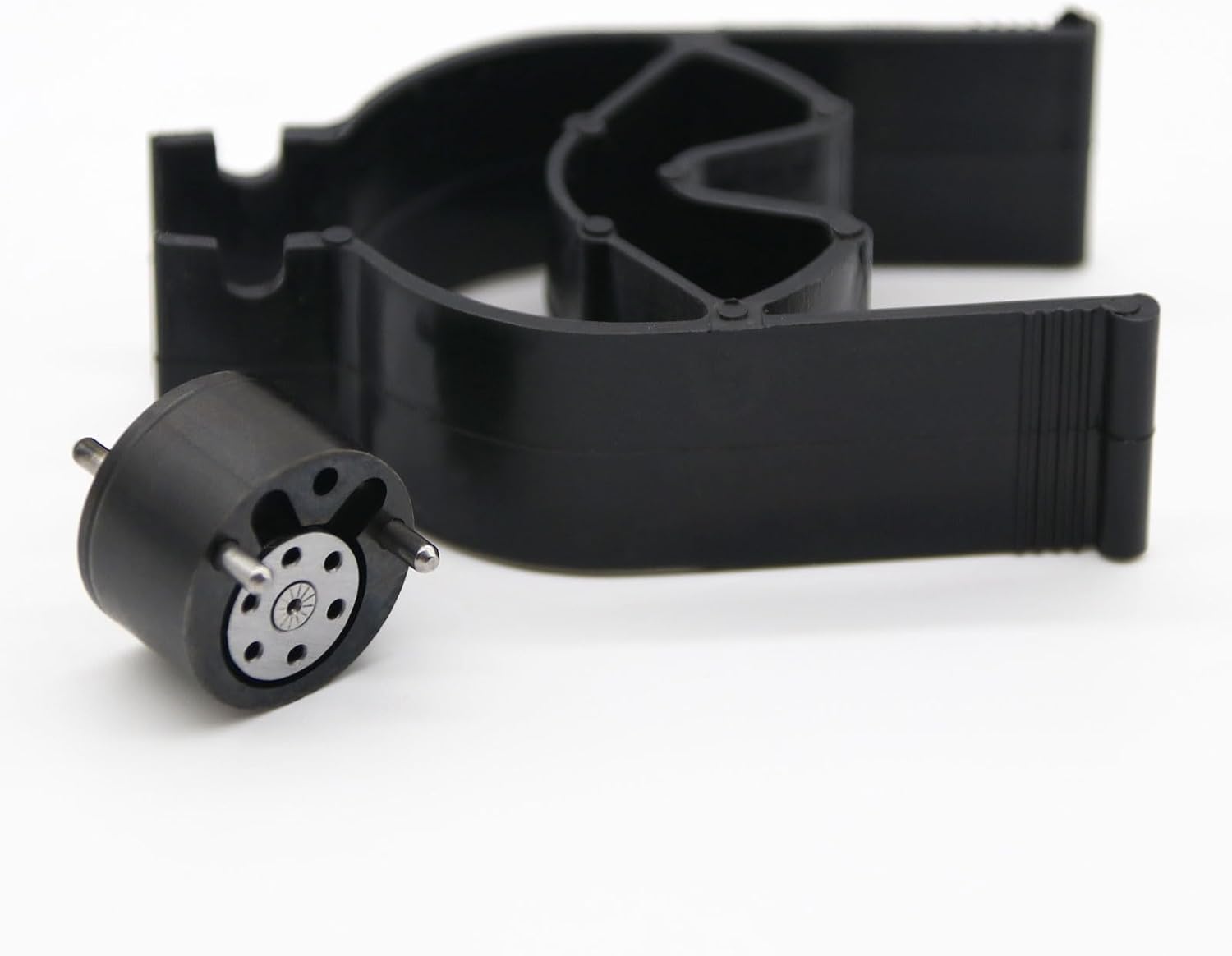 9308-621C 28538389 Diesel Injector Control Valve 28239294 28440421 Fuel Injection Nozzle Valve Set 9308Z621C for Delphi Sprayer