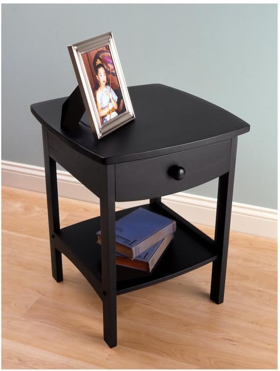 HomeStock Coastal Cottage Nightstand with Drawers - Elegantly Simple Design Perfect for Organizing Nighttime Essentials in Any Bedroom Dcor