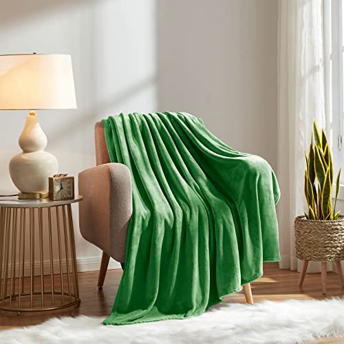 Image of KMUSET Fleece Blanket Throw Size Emerald Lightweight Super Soft Cozy Luxury Bed Blanket Microfiber