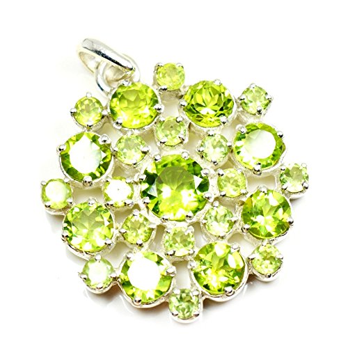 Pendentif grappe de péridot pour illuminer vos tenues du quotidien