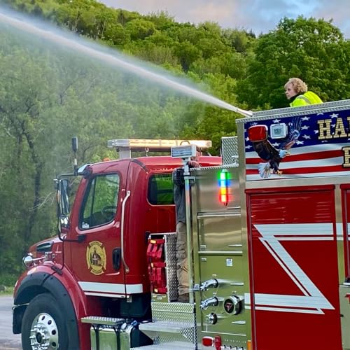 Front Line Neighbors: Volunteer Firefighting in Margaretville and the Catskills Podcast Por  arte de portada