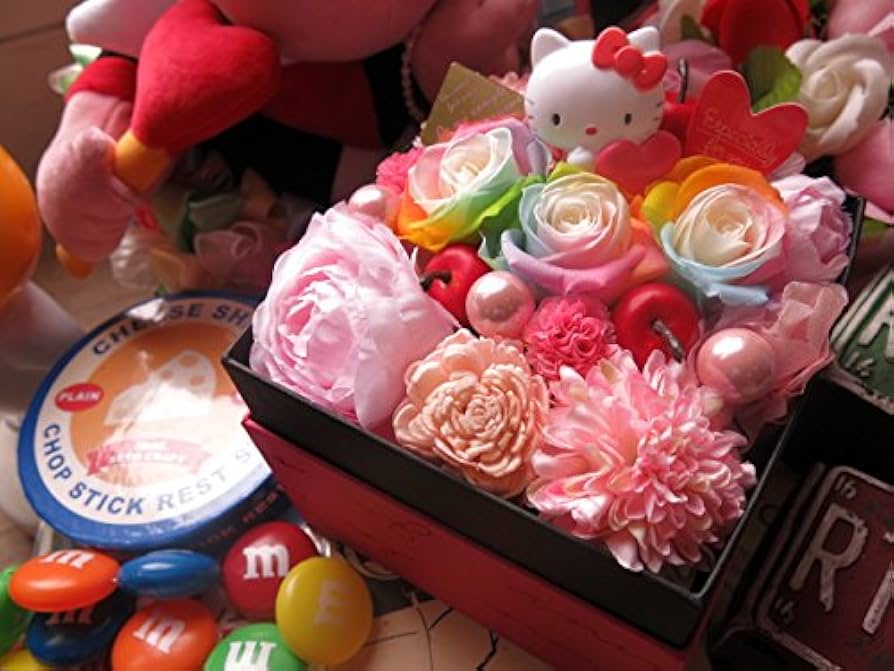 Amazon｜キティ入り 花 フラワーギフト レインボーローズ