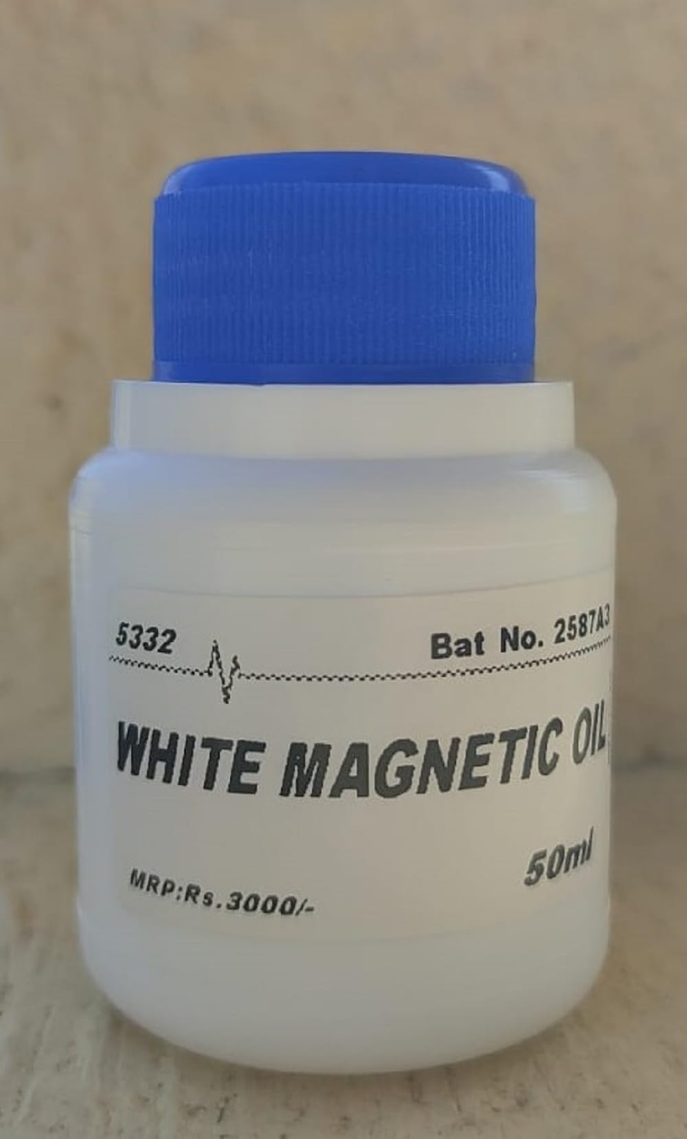 White Magnetic Oil - 50ml.