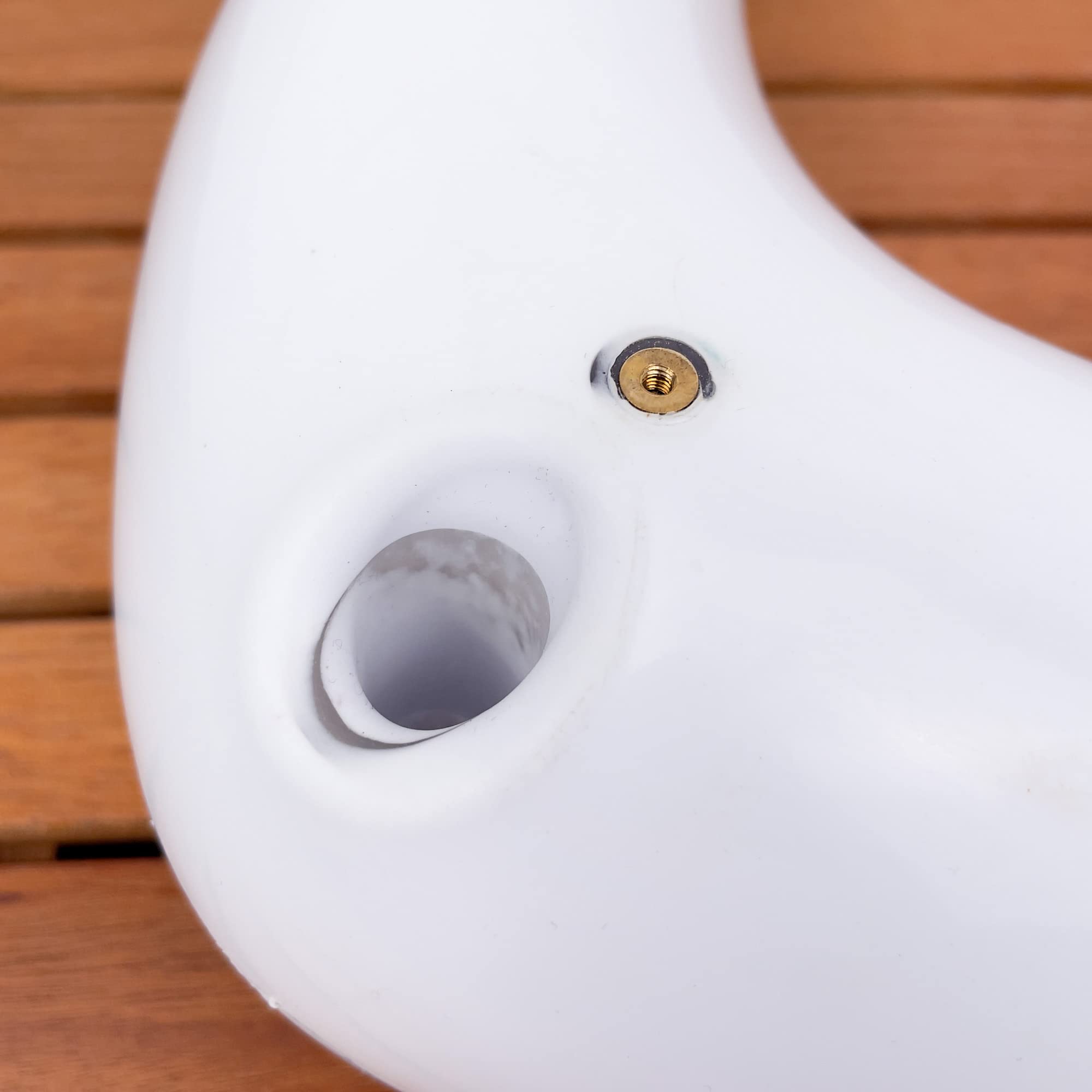 GATE14® Parabordo di Prua Angolare in Plastica Bianco con Valvola di Gonfiaggio
