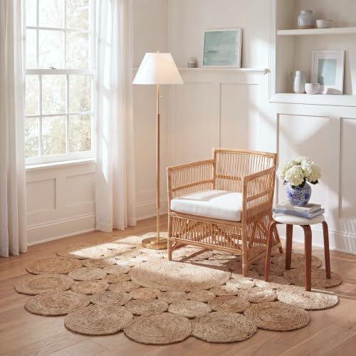 SAFAVIEH Natural Fiber Collection Area Rug - 5' Round, Natural, Handmade Boho Charm Farmhouse Jute, Ideal for High Traffic Areas in Living Room, Bedroom (NF363A)