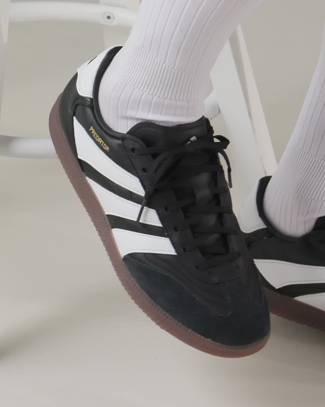 Amazon | アディダス フットサルシューズ プレデター FREESTYLE ユニ