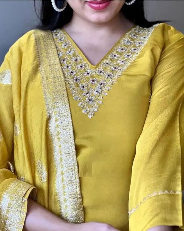 Image of Women's Chanderi Silk Kurti with Rayon Slub Pants & Dupatta | Printed Three-Quarter Sleeve Ethnic Set