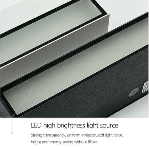 Aplique de pared negro con diseño rectangular minimalista y luz cálida de exterior 5